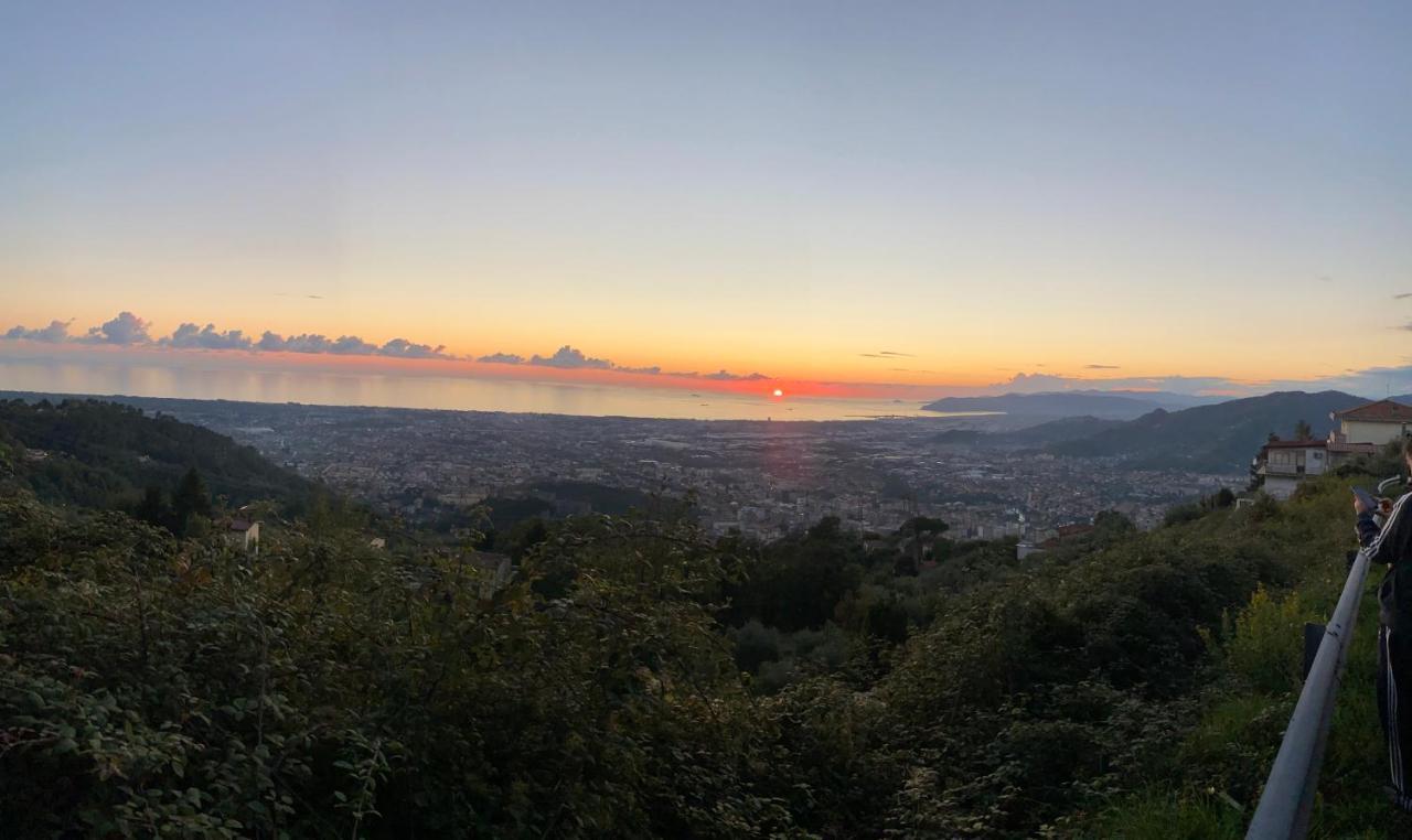 Ancora Bilocale Villa Marina di Massa Kültér fotó
